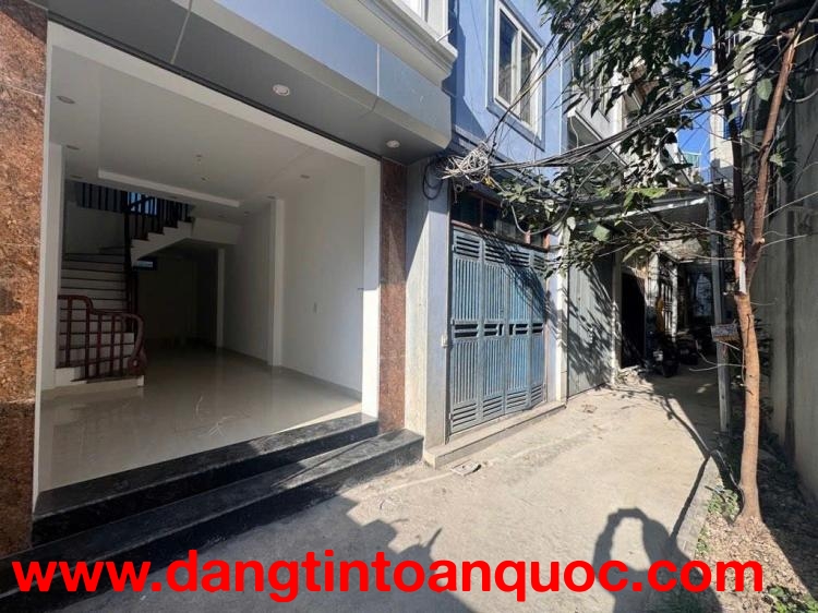 NHÀ MỚI Ở NGAY - LÔ GÓC - BA THOÁNG - NGÕ NÔNG THOÁNG - THIẾT KẾ ĐẸP OTO TRANH ĐỖ CÁCH NHÀ 100m