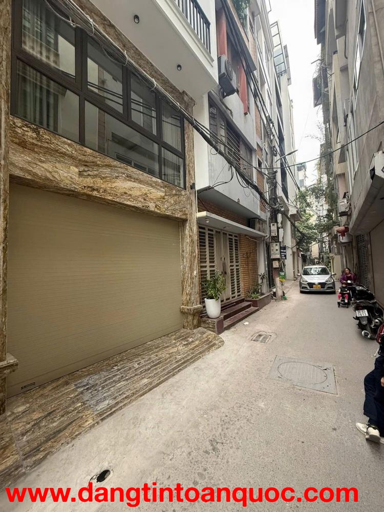 Nguyễn Văn Cừ  8 tầng thang máy gara oto  DT 43m - MT 4,1m  Chỉ hơn 17 tỷ