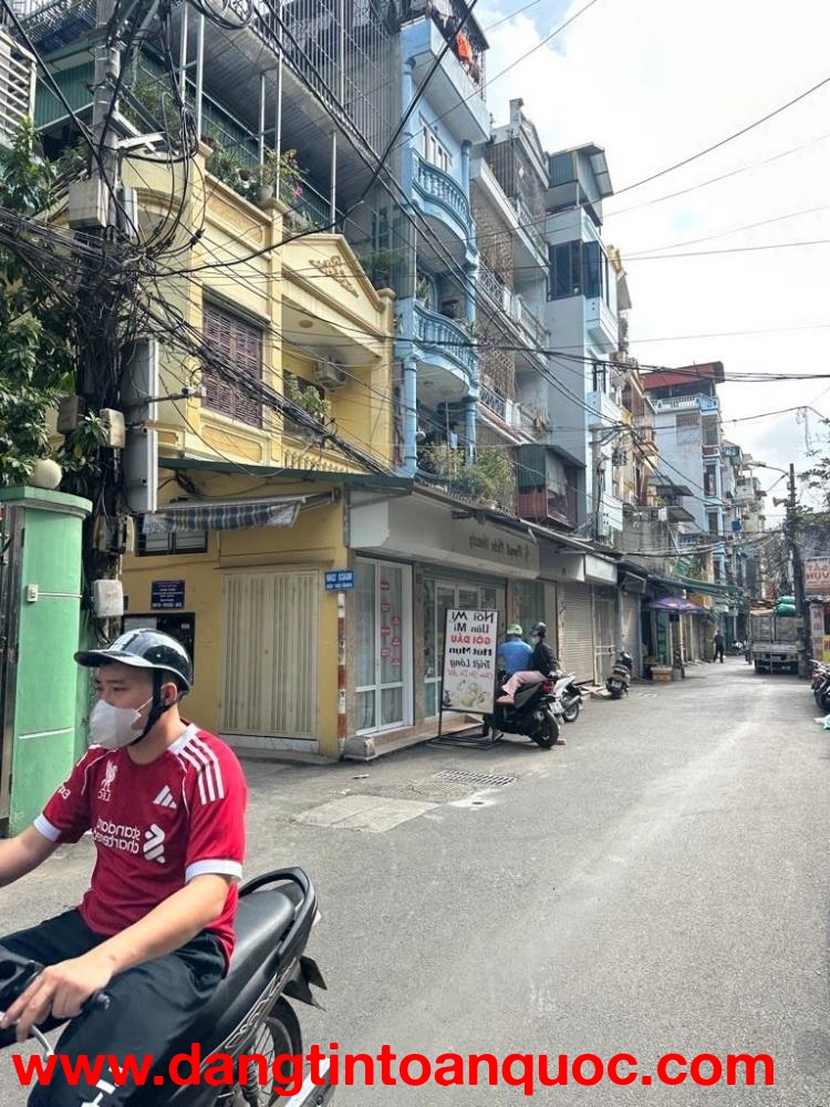 Bán nhà Khuất Duy Tiến, Thanh Xuân, Phân lô, Ô tô, gần phố, 30m2, 8.5 tỷ(CTL)