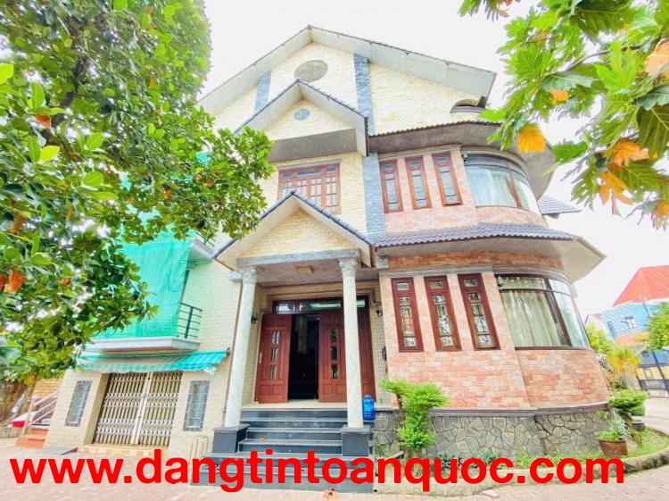 CHÍNH CHỦ CHO THUÊ BIỆT THỰ SÂN VƯỜN – QUỐC LỘ 51, LONG THÀNH,ĐỒNG NAI-  GẦN KHU VỰC SÂN BAY LONG TH