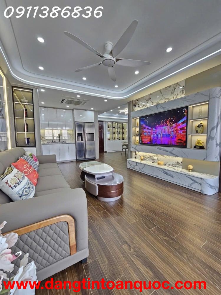 ????Căn góc Siêu phẩm Trung Yên Plaza - Trung Hòa, 122m 4PN 3WC, Full nội thất 5*????