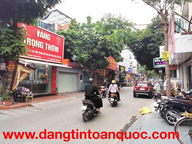 Bán nhà mặt đường Thiên Lôi - 98m, lô góc, vị trí đẹp gần AEON, Giá 10.4 tỉ