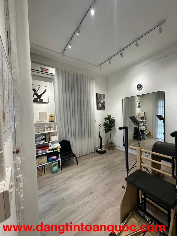 LinhHK cho thuê mặt phố Trương Hán Siêu 50m, mt4,2m