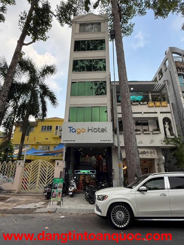 Khách sạn Mặt Tiền  Sương Nguyệt Ánh, P Bến Thành, Quận 1