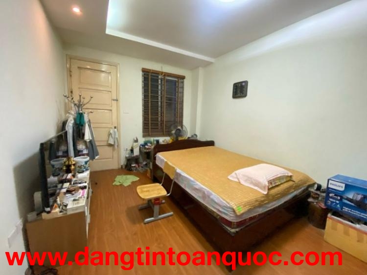 ĐẦU TƯ SINH LỜI PHÁO ĐÀI LÁNG – NGÕ THÔNG GẦN PHỐ – CĂN HỘ DỊCH VỤ CỰC ĐẸP lh  0975124520