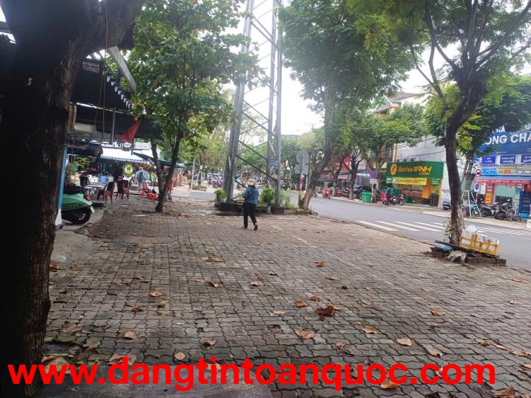 LÊ THANH NGHỊ – SÁT NÚI THÀNH – 30/4 ĐƯỜNG 10,5M – VỈA HÈ 20M – 4 Ô TÔ ĐẬU CỬA