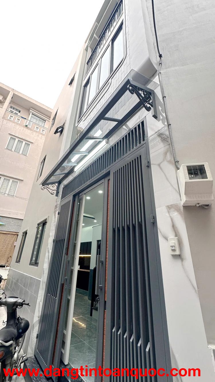 2 lầu ST/4PN Dương Bá Trạc P.Hưng Phú (P1Q8)