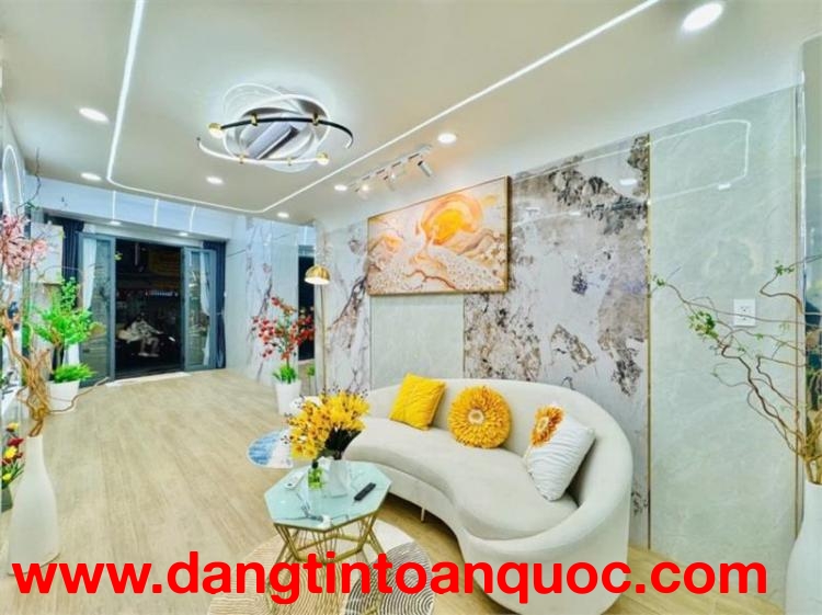 **Bán nhà đường Trương Công Định ** p14,Tân Bình; 6,5x15m, 86 tr/m2