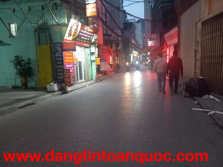 NHÀ PHỐ CHUẨN SANG – SỐNG & KINH DOANH Ô TÔ TRÁNH ĐỖ, THANG MÁY ÊM RU