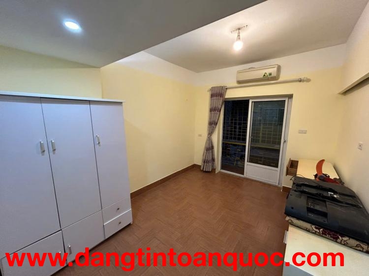 CHO THUÊ NHÀ TẬP THỂ TẠI PHƯỜNG LÁNG HẠ, ĐỐNG ĐA, HÀ NỘI