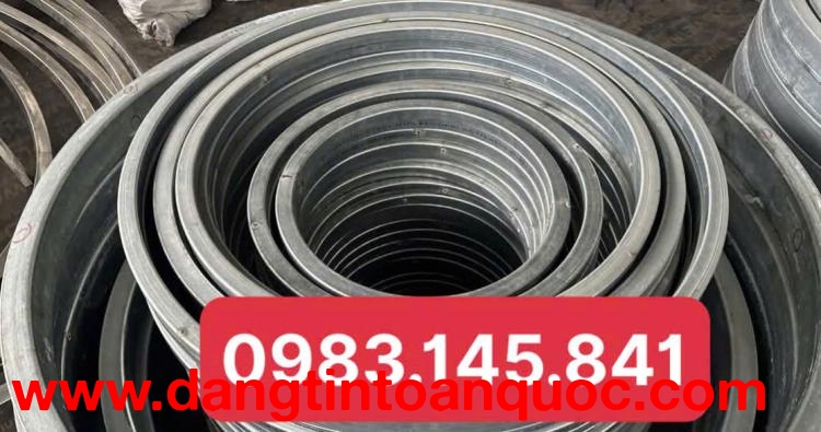 Gia công vòng tròn sắt mỹ thuật mái kính – Giá tốt cho Xưởng