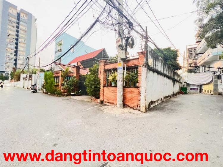 Bán nhà trong ngõ đường số 8, Linh Trung, Thủ Đức, TP HCM - Diện tích 194m2, cấp 4. Giá 10,9 tỷ, sổ 