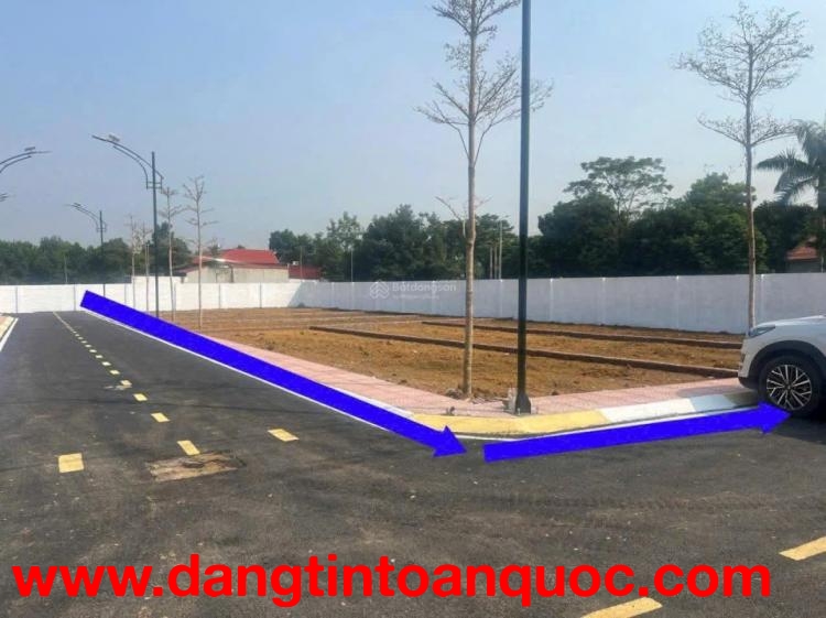 Siêu hiếm! Lô góc 2 mặt tiền trại Láng - 122m2 - giá tốt chốt nhanh