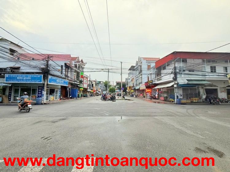 NHÀ ĐẸP- GIÁ TỐT CHÍNH CHỦ CẦN CHO THUÊ NHANH NHÀ 2 mặt tiền kinh doanh phường Bình Hòa, Bình Dương