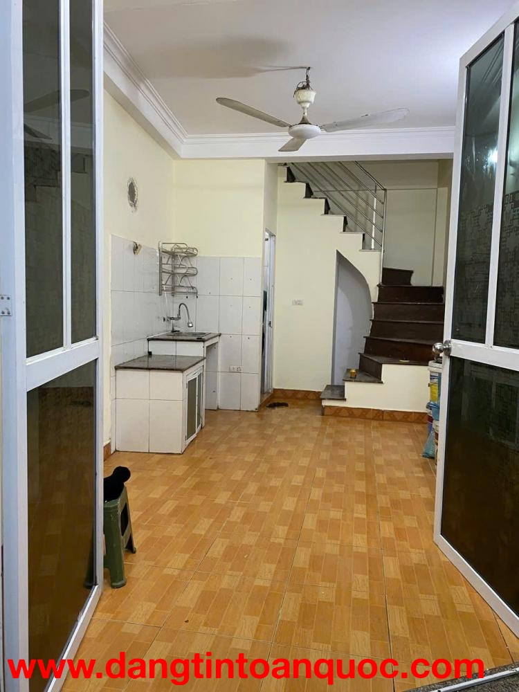 Chính chủ cần bán nhà, gần khu vực Times City, thích hợp đầu tư hoặc ở dài hạn