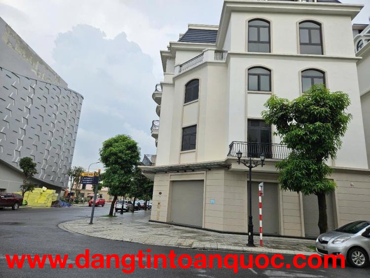 Cho thuê MTKD/SHOPHOUSE LÔ GÓC- đối diện Vincom Ocean Park2