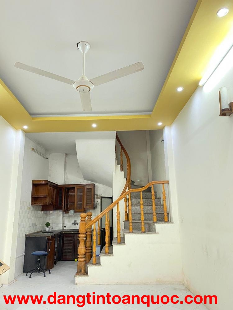 Chính chủ cho thuê nguyên căn nhà tại ngõ 482 Kim Giang.