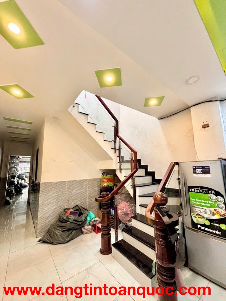 CHO THUÊ NHÀ NGUYÊN CĂN MẶT TIỀN HUỲNH TẤN PHÁT – QUẬN 7