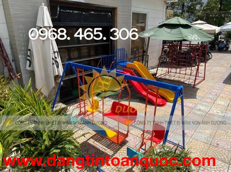 Cầu trượt khu vui chơi trẻ em, thú nhún lò xo mầm non, xích đu trẻ em 