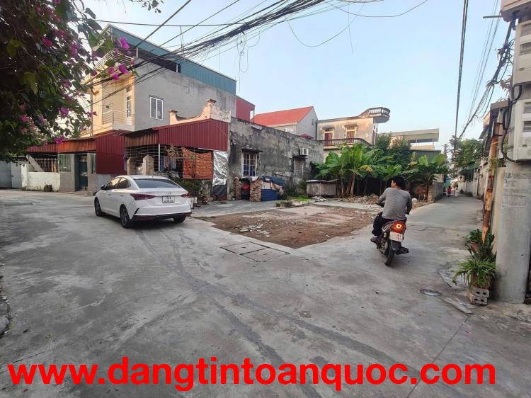 Bán lô góc Việt Hòa, mặt phố Việt Thắng, vị trí đẹp giá chỉ 1ty9xx