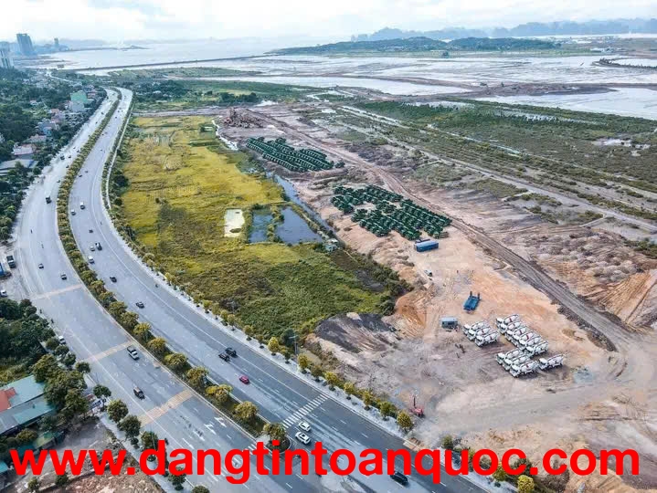 TÔI CẦN BÁN ĐẤT MẶT ĐƯỜNG CHÍNH  HÀ KHẨU PHƯỜNG TUẦN CHÂU QUẢNG NINH