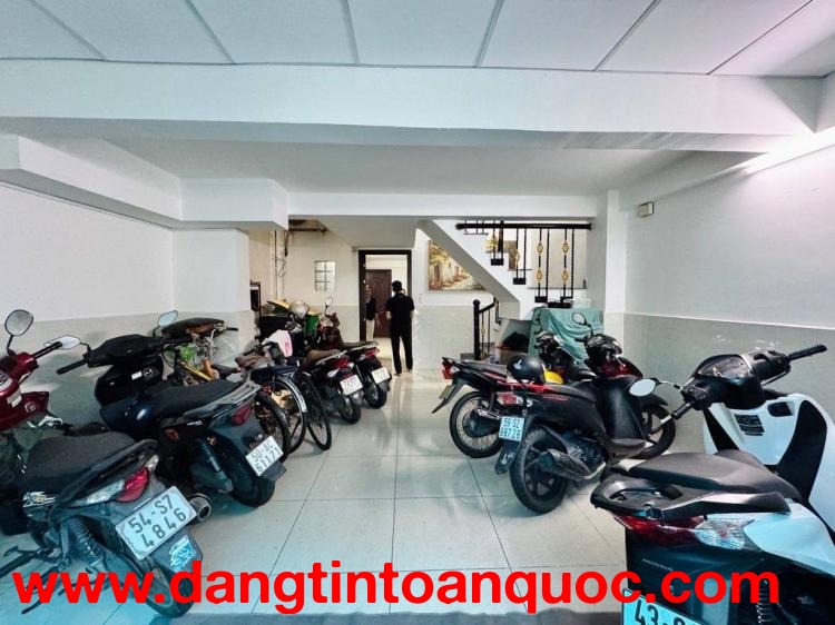 Bán gấp CHDV BẠCH ĐẰNG Bình Thạnh - 9 PHÒNG CHO THUÊ ổn định 50tr/tháng - chí 11 tỷ TL