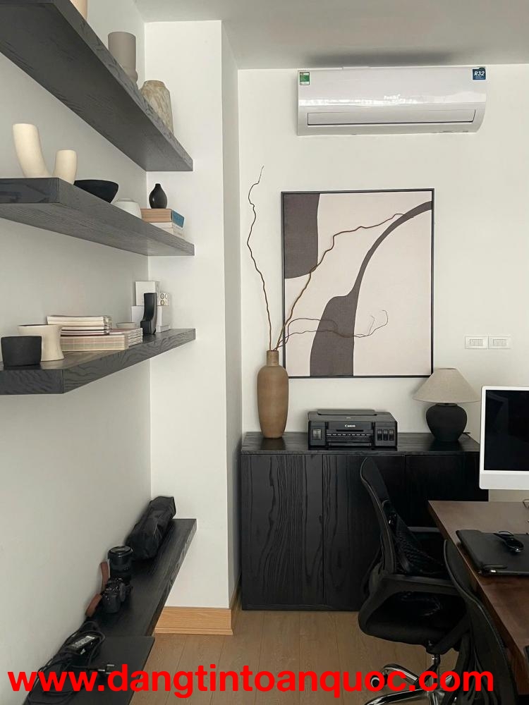 CHÍNH CHỦ SANG NHƯỢNG MẶT BẰNG – 37 ĐÔNG CÁC, Ô CHỢ DỪA, ĐỐNG ĐA, HÀ NỘI Phù hợp làm studio, văn phò