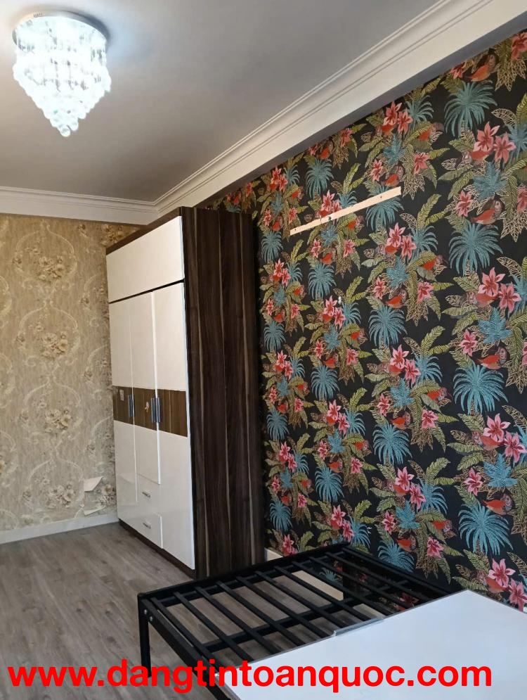 Bán gấp giá rẻ căn hộ TT Lê Duẩn 14m/30m, tầng 3, mặt tiền 4m, 1.95 tỷ Hai Bà Trưng.