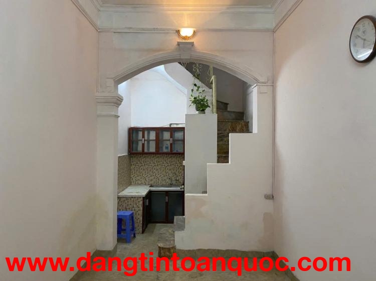 Cho thuê nhà nguyên căn ngõ 25 Trần Hữu Tước 20m² x 3 tầng, 7 triệu