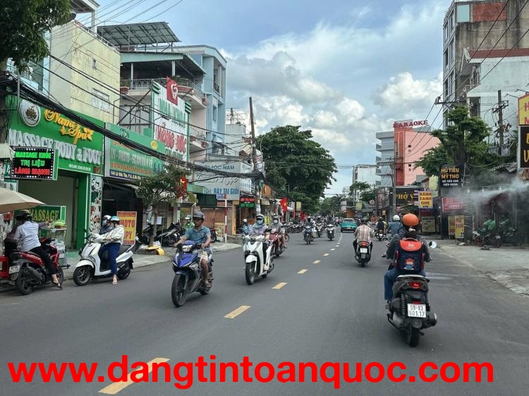 Bán nhà C4 ngang 8m 192m2 HXT Lê Đức Thọ P6 tiện xây CHDV gần chợ An Nhơn 22.4 tỷ.