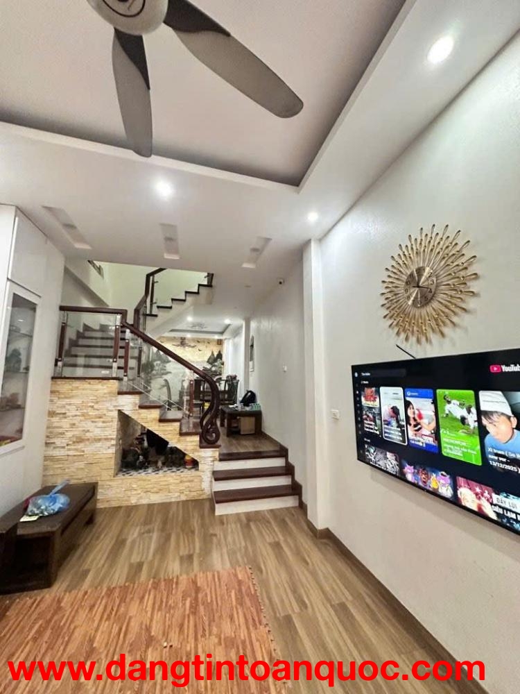 ???????? Bán Nhà Đẹp Mễ Trì Thiết Kế Hiện Đại 2 Giếng Trời Thoáng Sáng  LH ☎️0972 078 667