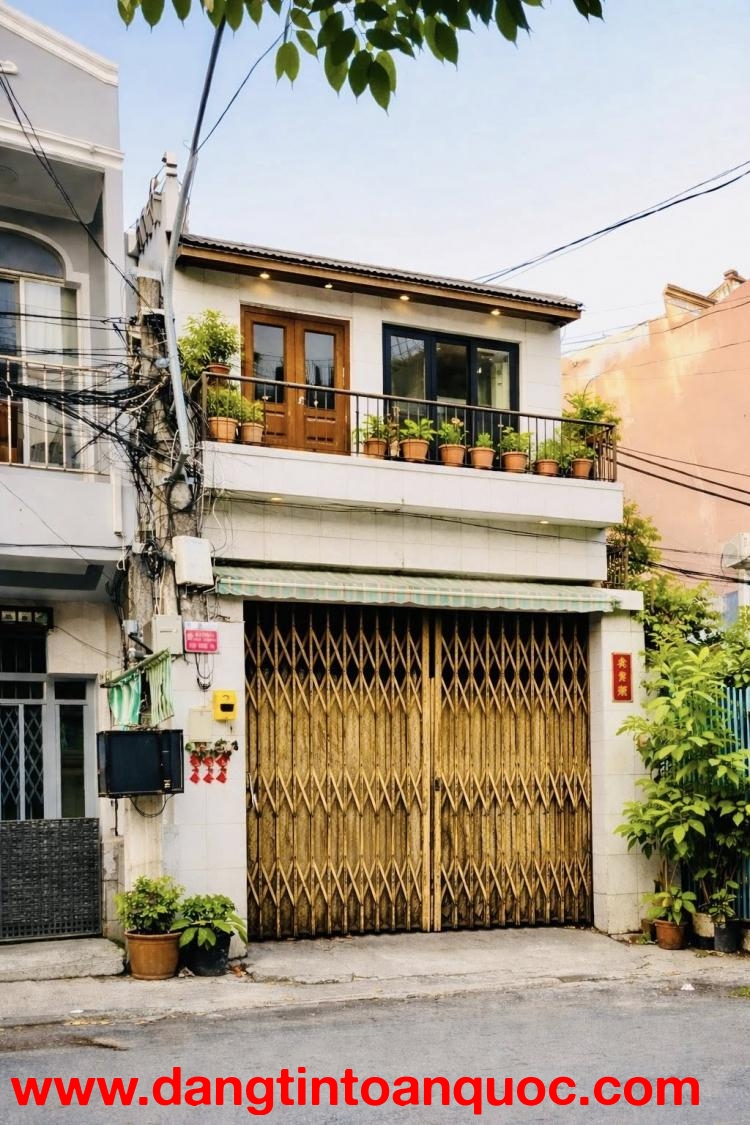 NGAY TÔ HIỆU - HOÀ BÌNH - 2 TẦNG 52M - HẺM XE HƠI 7M THÔNG - SẴN DÒNG TIỀN CHỈ 6.2 TL