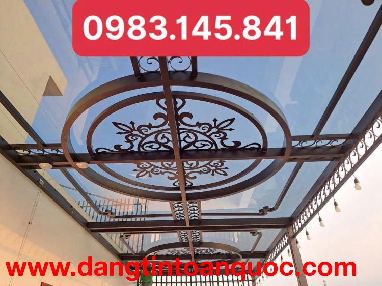 Nhận uốn vòng tròn sắt mỹ thuật trang trí chuyên nghiệp