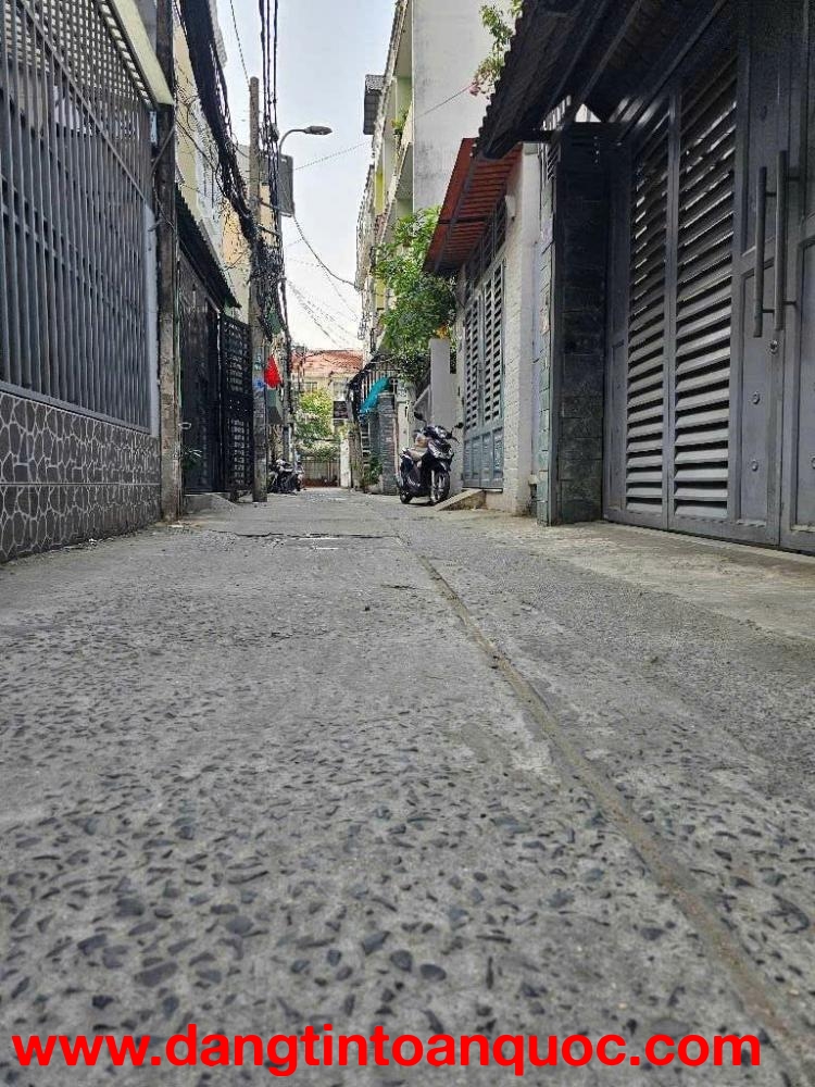 NHÀ 3 TẦNG MỚI HẺM 1806 HUỲNH TẤN PHÁT- THỊ TRẤN NHÀ BÈ