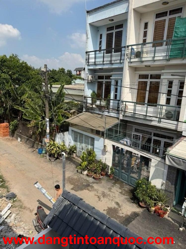 Bán Biêt Thư Đông Thạnh Hóc Môn 6.8 x15 giá 6,2 tỷ