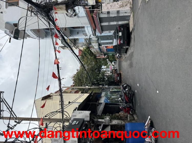 Bán nhà C4 HXH Gò Dầu Tân Phú, (127m²) 4.8m x 18m, sát mặt tiền, gần chợ Tân Phú chỉ 13.7 tỷ.