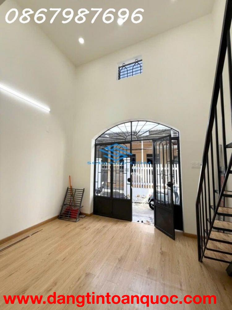 Bán nhà hẻm Phước Long, Nam Nha Trang, giá chỉ 2,35 tỷ, tiềm năng phát triển cao, LH ngay