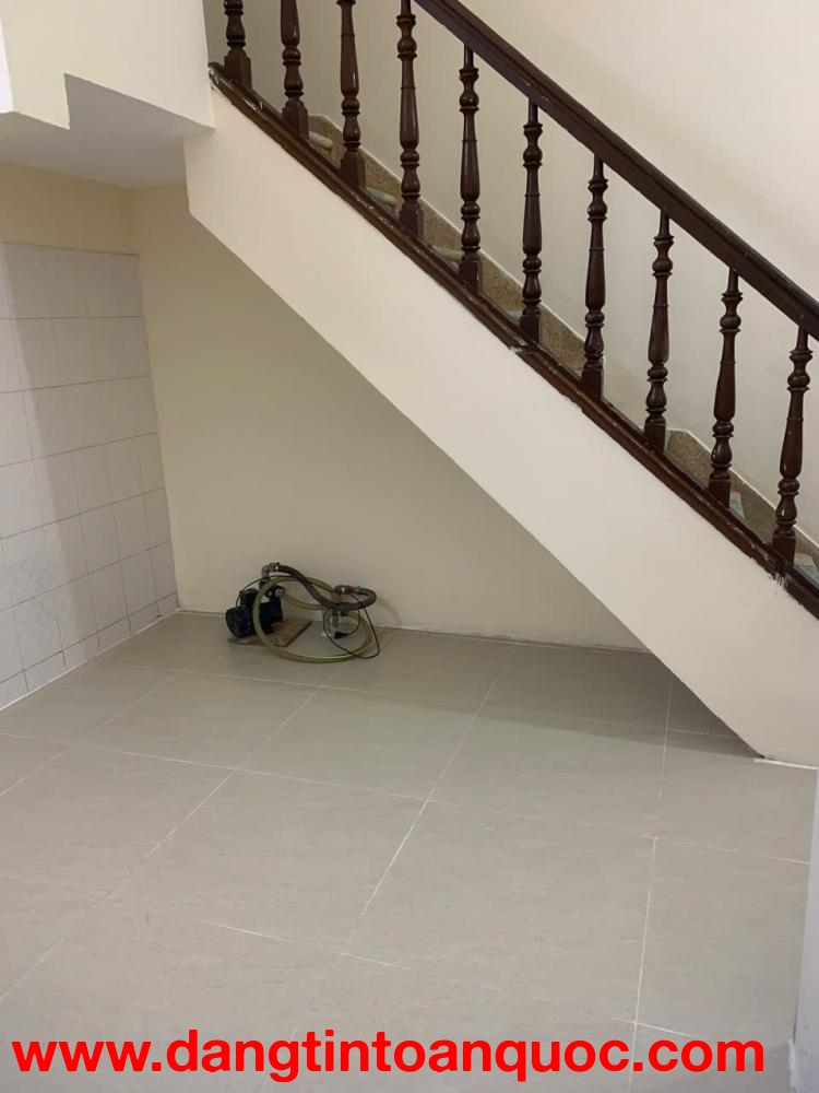 CC cần cho thuê nhà nguyên căn ngõ 176 Lê Trọng Tấn, 50m² x 4 tầng, 4 ngủ, 3 WC, 12 triệu