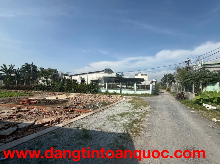 BÁN ĐẤT LÔ GÓC XUÂN THỚI SƠN 16 –174M2 CHỈNH HƠN 3 TỶ