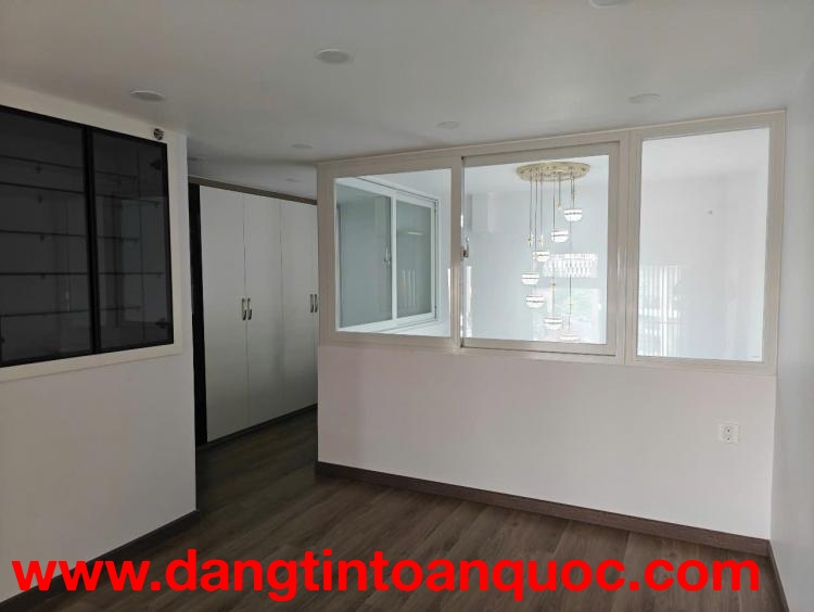 CHO THUÊ CĂN HỘ DUPLEX MIDTOWN PHÚ MỸ HƯNG – VỪA Ở VỪA LÀM VĂN PHÒNG