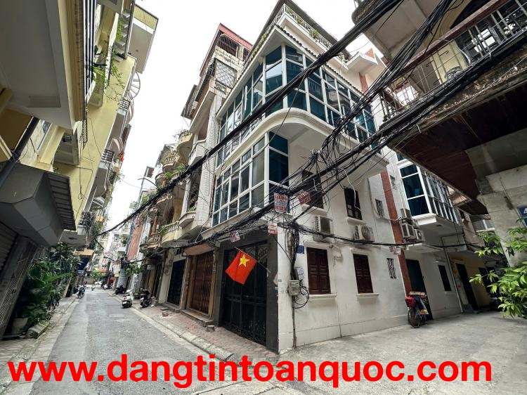 ???? PHÂN LÔ Ô TÔ, LÔ GÓC HUỲNH THÚC KHÁNG, NGUYÊN HỒNG 33M2 5T MT 9M, CHỈ 16.5 TỶ ????