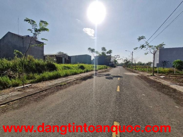 Bán đất 60m2  HXH , đường 8m, Long Phước , Quận 9, Giá 2 Tỷ 350