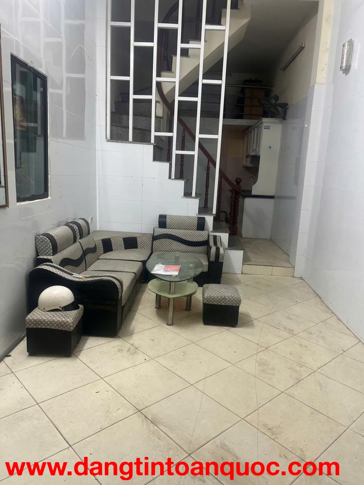 CHÍNH CHỦ CHO THUÊ NHÀ NGUYÊN CĂN 4 TẦNG NGÕ 86 PHỐ HÀO NAM,