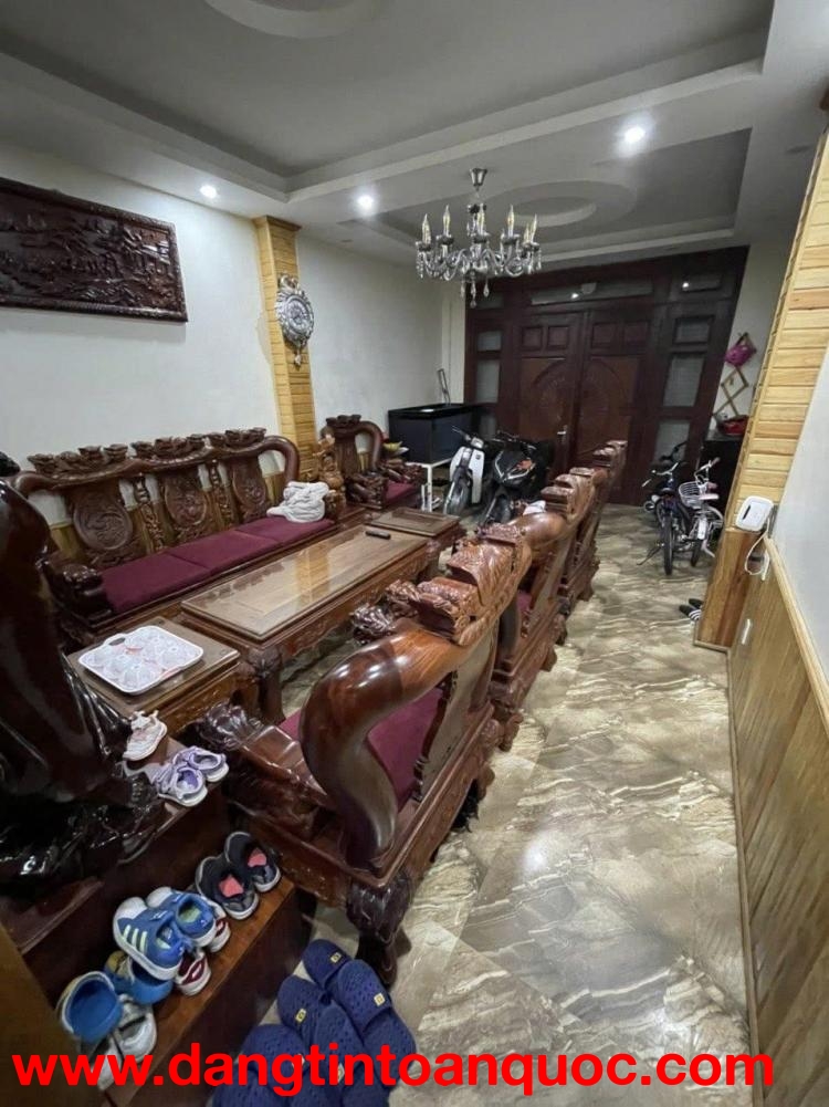 Cho thuê nhà 7 phòng khu quy hoạch Bà Triệu Đà Lạt giá 22 triệu