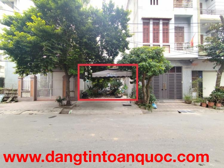 Bán đất phân lô 591 Thiên Lôi, 100m - ngang 5 - đường 12m - Giá 10.9 tỉ