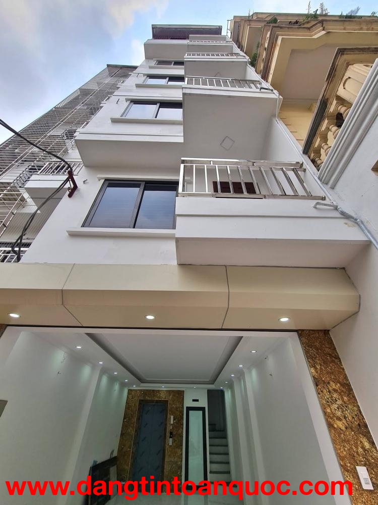 Nhà đẹp Phố Thanh Liệt- 42m*7 tầng*4.5mMT- Thang máy-Gần Linh Đàm-Ôtô vào nhà- 12,5 tỷ