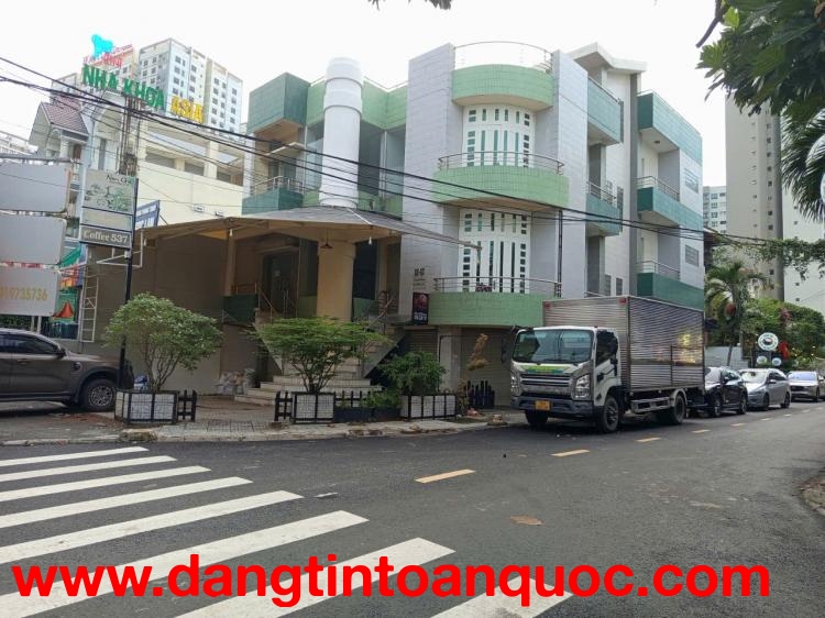 Bán gấp nhà đất góc 2 mặt tiền Nguyễn Duy Trinh, Q2, chỉ 265tr/m2.