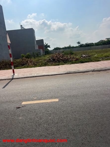 Bán đất mặt tiền 20x92m giá 12 triệu/m2 Đường Xuân Thới Sơn 16