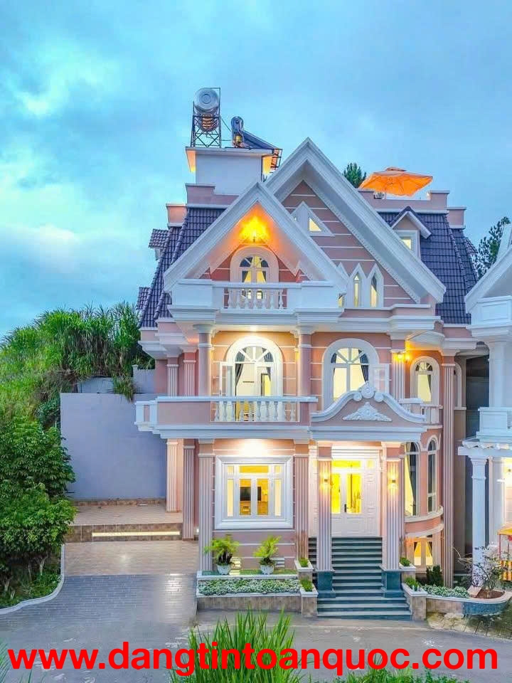 Cho thuê villa 9 phòng ngủ đường Trịnh Hoài Đức phường 11 Đà Lạt giá 25 triệu