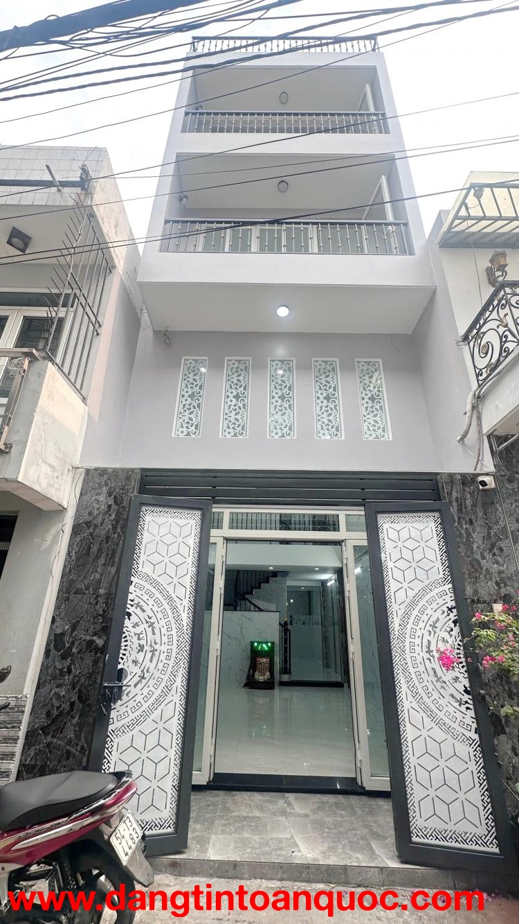 Nhà đường trước nhà 5m oto tới nhà Châu Thị Hóa